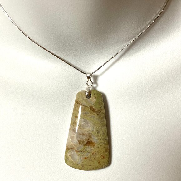 Natural Earthy Gogunjula Jasper Pendant, Large Genuine Green Gemstone Pendant - Picture 7 of 10